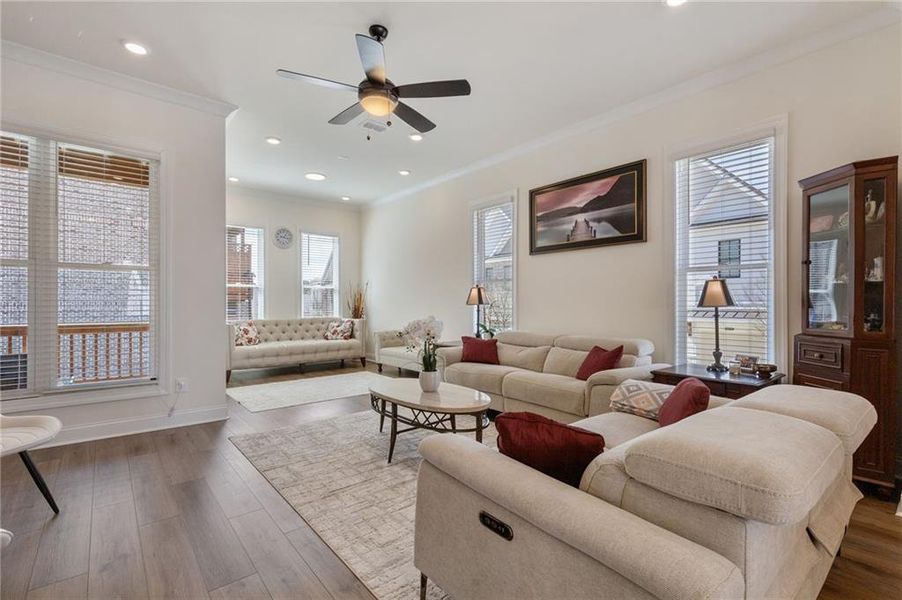 Furnished interior view inside a new home in , Peachtree Corners (Image 34). Furnished interior view inside a new home in , Peachtree Corners (Image 34).