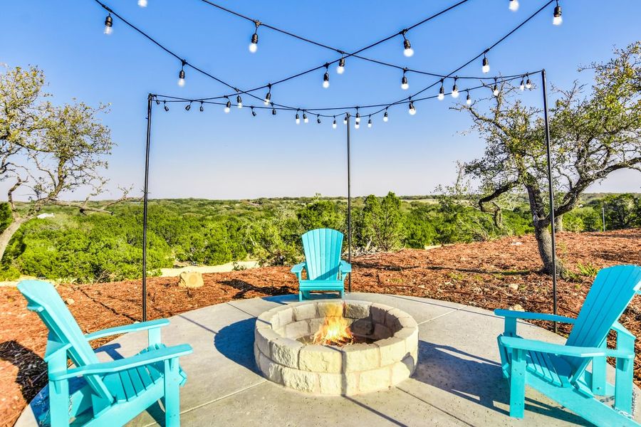 Community amenities associated with the Siena II by Giddens Homes in Clearwater Ranch, Liberty Hill (Image 174).