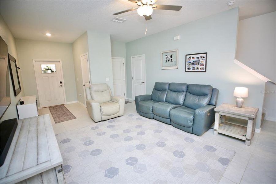 Furnished interior view inside a new home in , Land O' Lakes (Image 30).