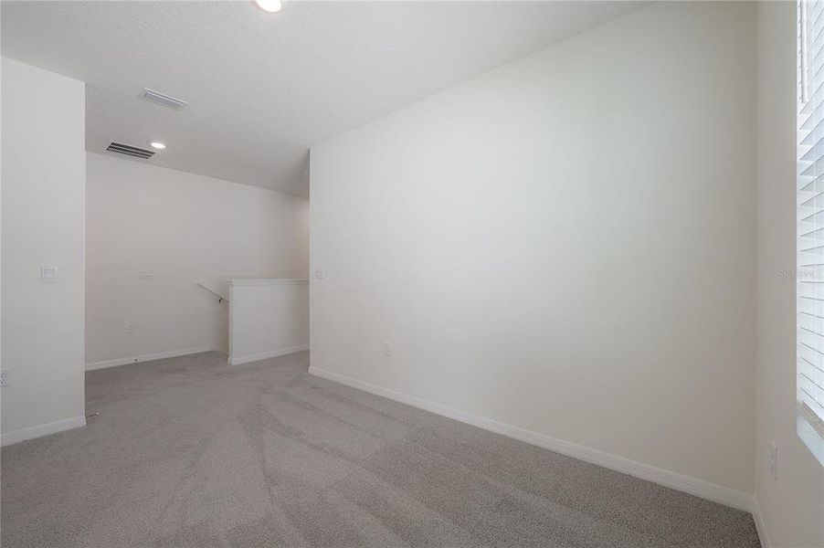 Spacious, unfurnished interior of a new home in , Wimauma (Image 16).