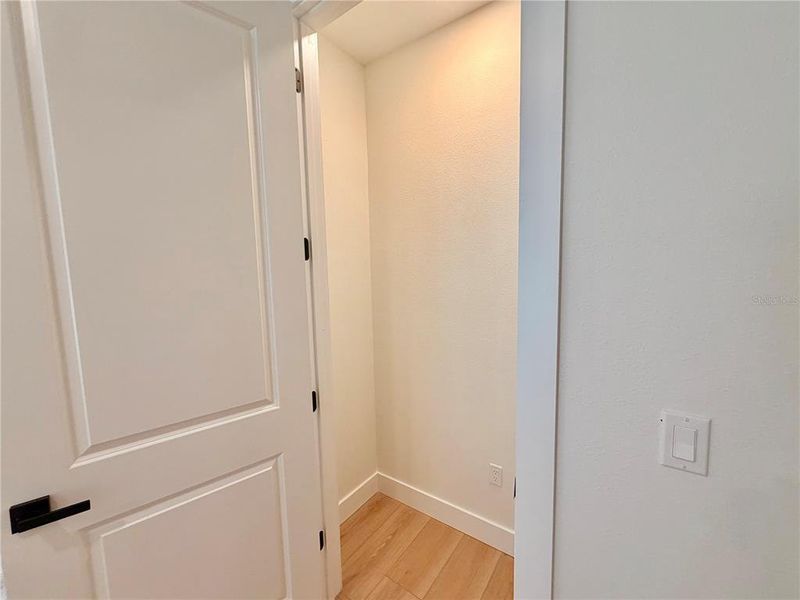 Spacious, unfurnished interior of a new home in , Port Charlotte (Image 29).