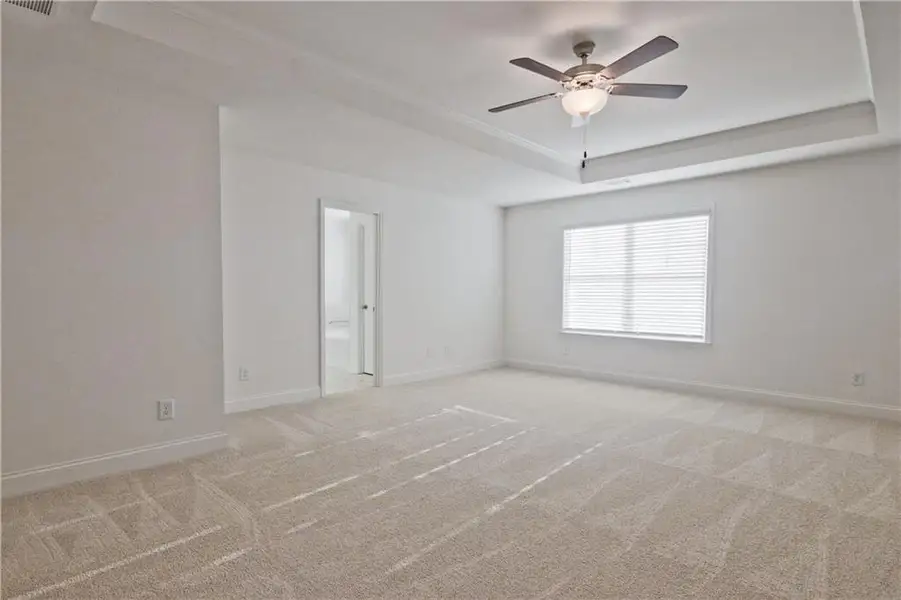 Spacious, unfurnished interior of a new home in Highland Park, Stonecrest (Image 28).