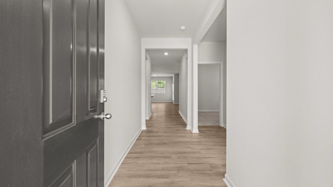 Representative unfurnished interior of a home built from the Aria by D.R. Horton in Oakleigh Glen, Dallas (Image 13).