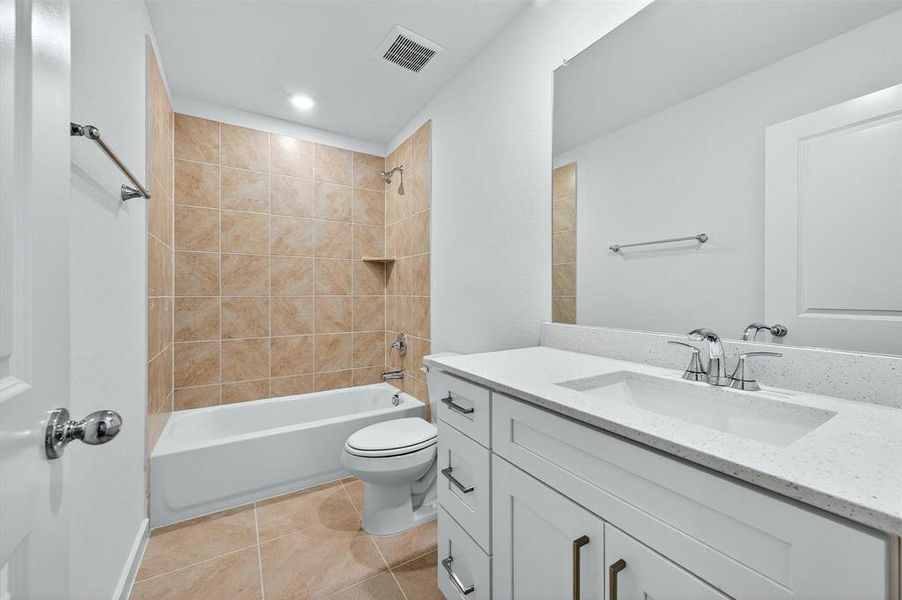 Furnished interior view inside a new home in Hickory Hill, Sherman (Image 13). Furnished interior view inside a new home in Hickory Hill, Sherman (Image 13).