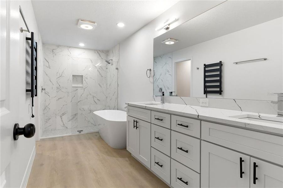 Furnished interior view inside a new home in , Weeki Wachee (Image 5).