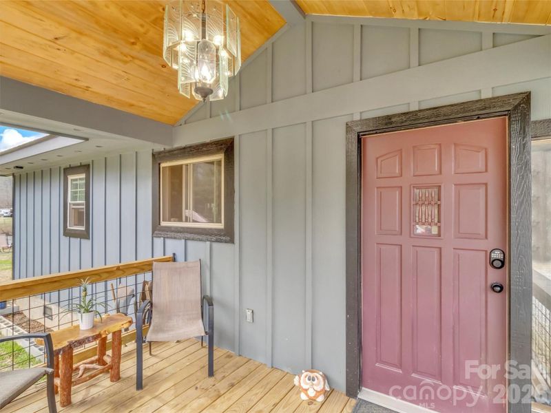 Exterior details and patio area of a home in , Sylva (Image 18).
