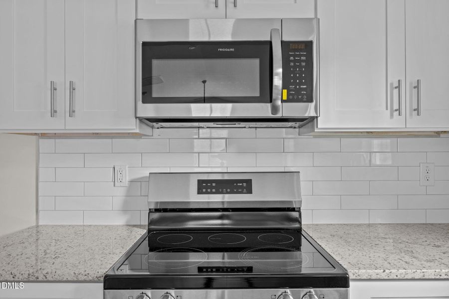 23-web-or-mls-IMG_9341 23-web-or-mls-IMG_9341