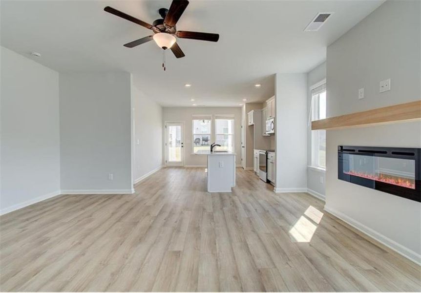 Spacious, unfurnished interior of a new home in Westminster, Covington (Image 10).