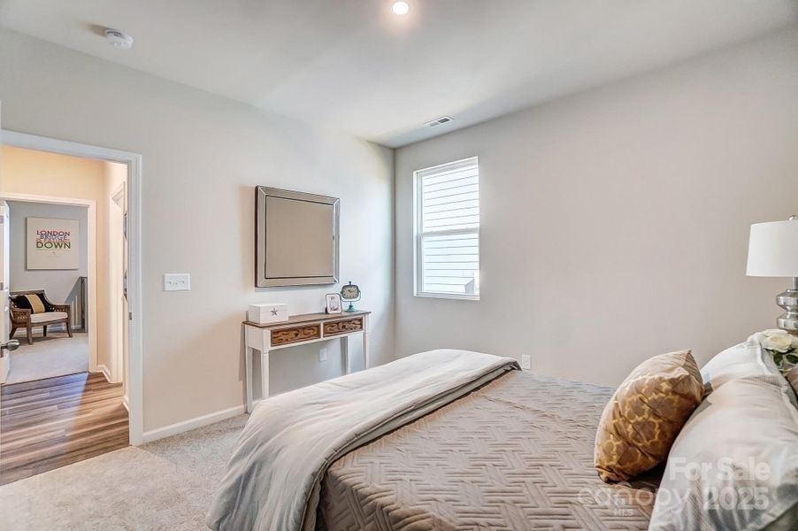 Representational only. Actual exterior elevation and interior finishes can vary. Representational only. Actual exterior elevation and interior finishes can vary.