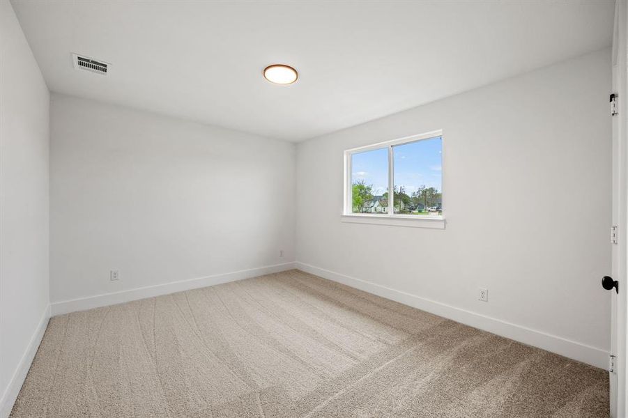 Spacious, unfurnished interior of a new home in North Square at Uptown, Celina (Image 24).