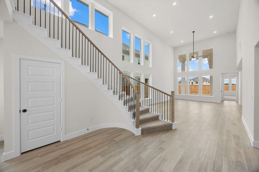 Spacious, unfurnished interior of a new home in Parmer Ranch - 40', Georgetown (Image 15). Spacious, unfurnished interior of a new home in Parmer Ranch - 40', Georgetown (Image 15).