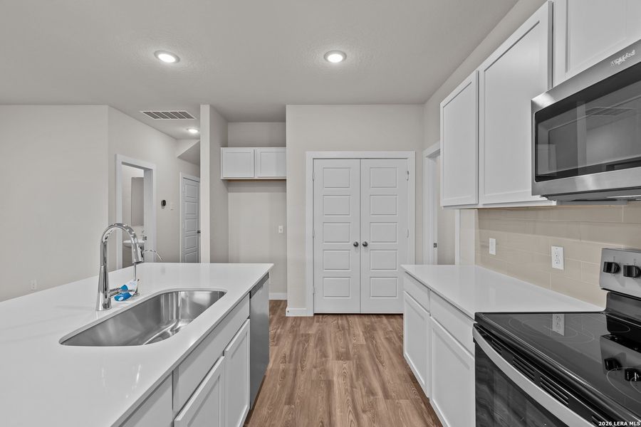 Furnished interior view inside a new home in Park Place, New Braunfels (Image 8).