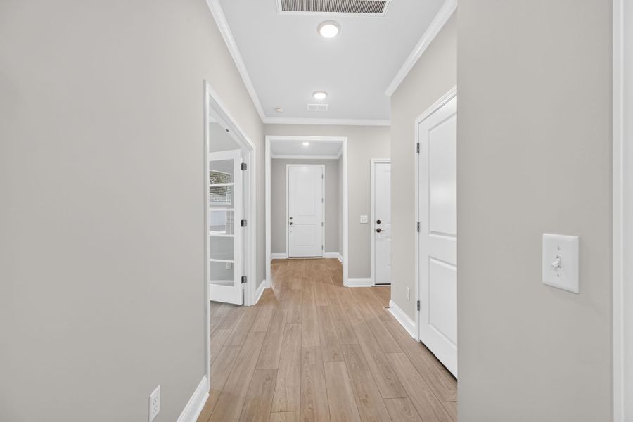 Spacious, unfurnished interior of a new home in Del Webb Charleston at Nexton, Summerville (Image 15).