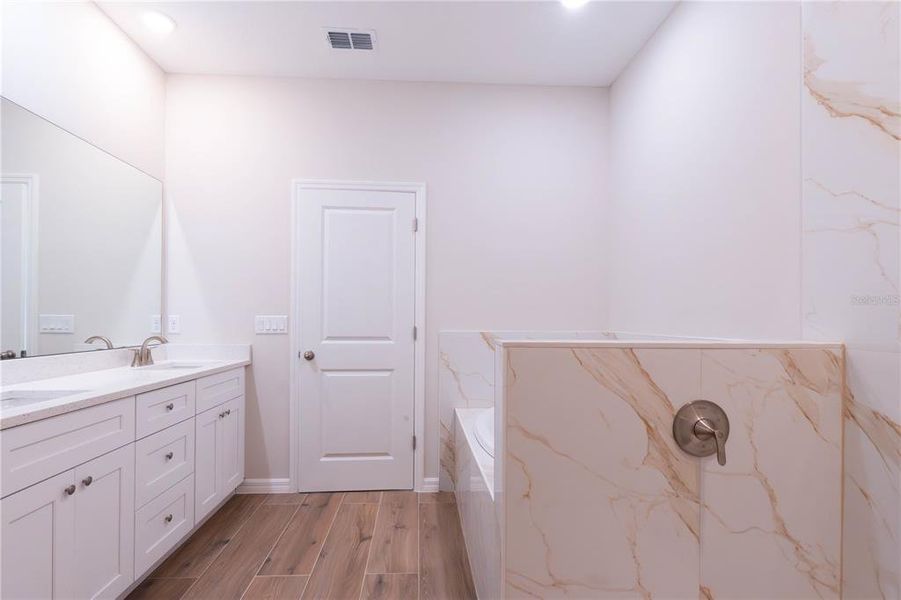 Furnished interior view inside a new home in , Leesburg (Image 12). Furnished interior view inside a new home in , Leesburg (Image 12).