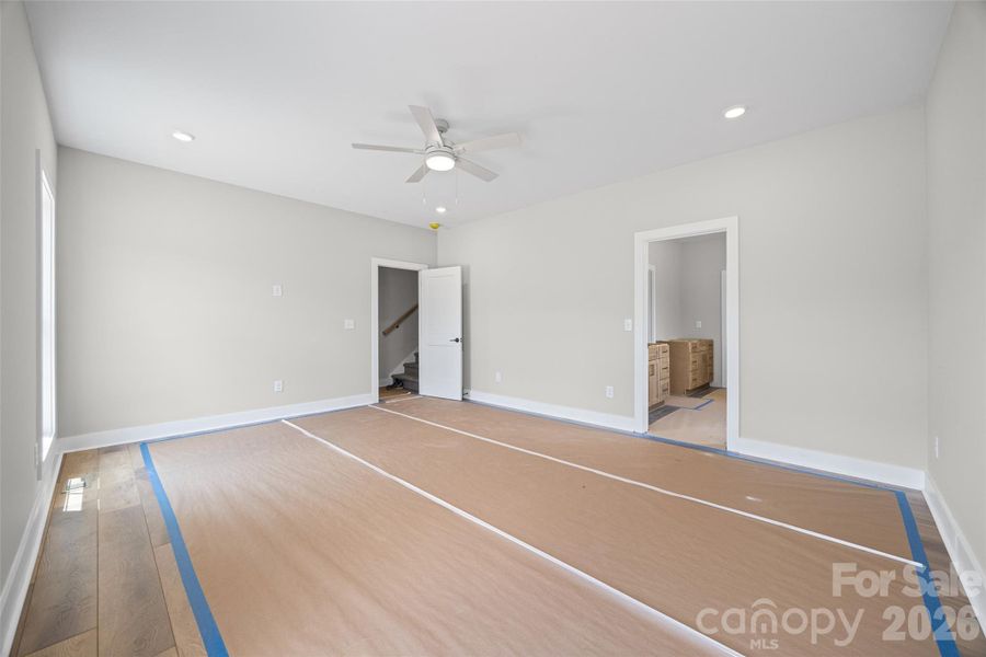 Image 37 of a home in .
