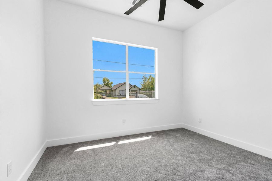 Spacious, unfurnished interior of a new home in , Houston (Image 39).