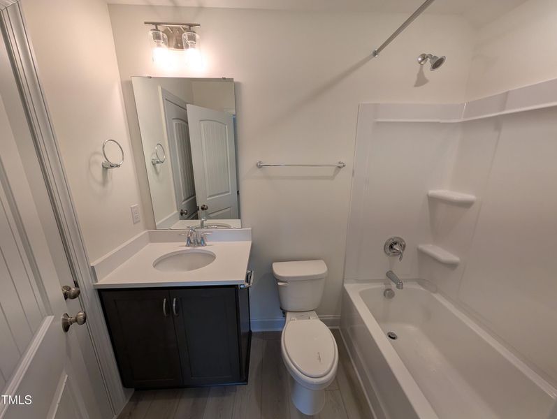 PXL_20250406_194331571