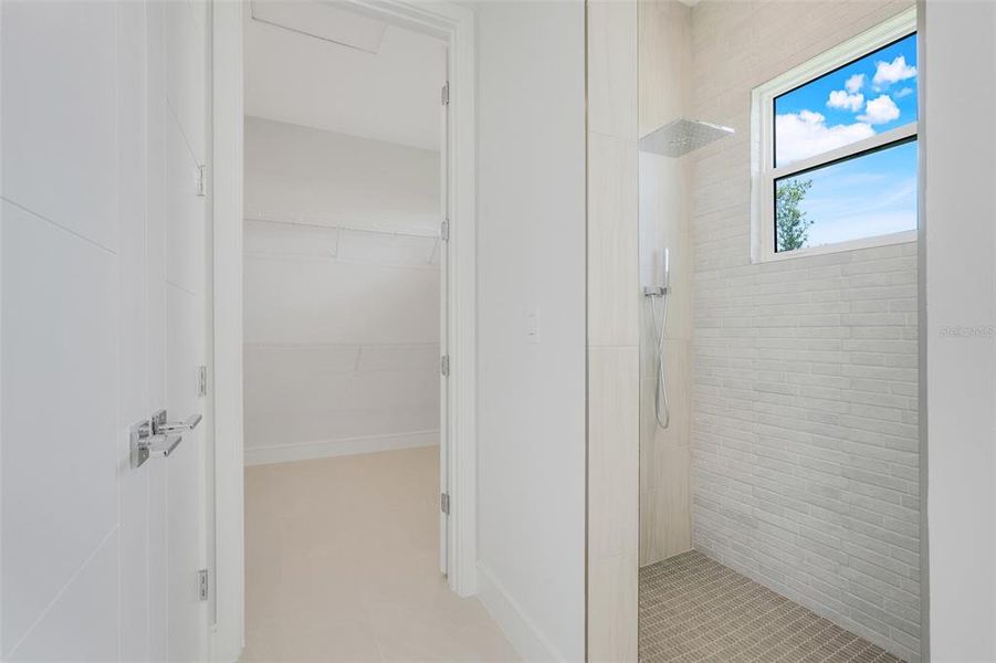 Spacious, unfurnished interior of a new home in Toscana, Palm Coast (Image 32).