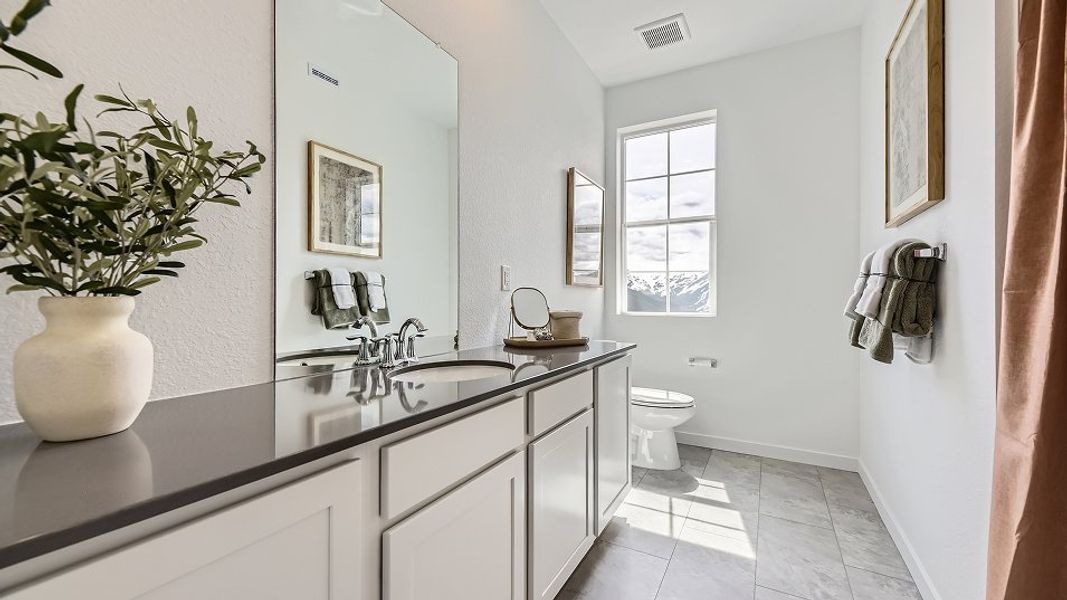 050825 A306 Plan306 Bath2 F2