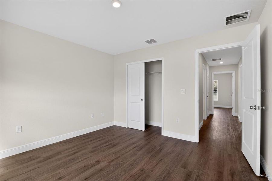 Spacious, unfurnished interior of a new home in SummerCrest, Ocala (Image 14).