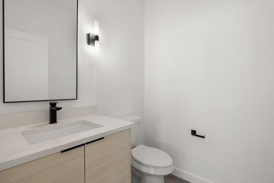 Furnished interior view inside a new home in , Lago Vista (Image 29).