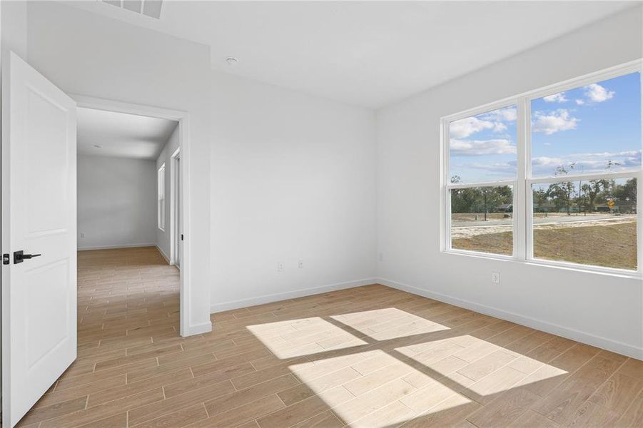 Spacious, unfurnished interior of a new home in Sabana Reserve, Ocala (Image 12). Spacious, unfurnished interior of a new home in Sabana Reserve, Ocala (Image 12).