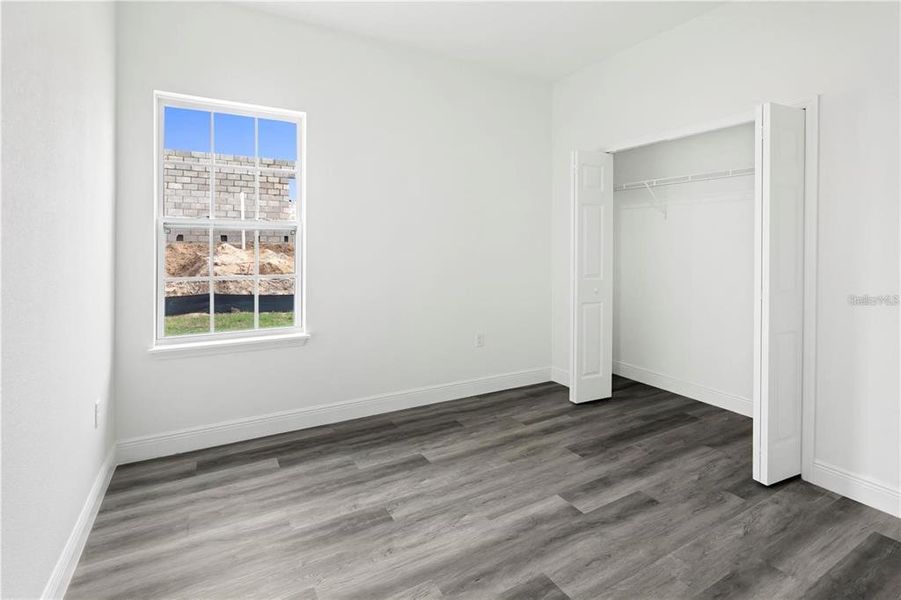 Spacious, unfurnished interior of a new home in , Dunnellon (Image 23).