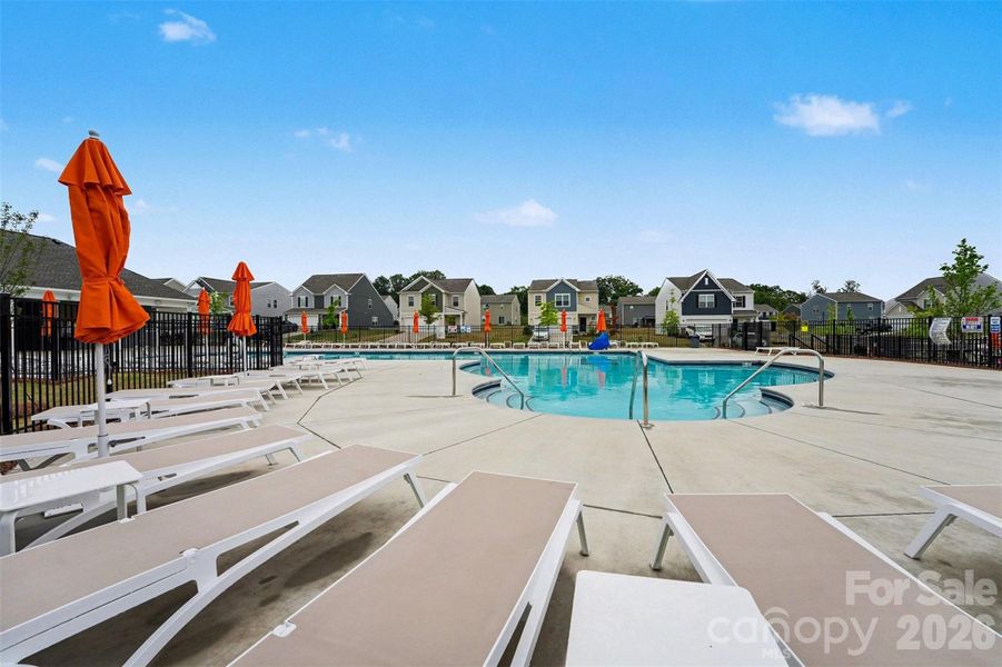 Community amenities in Sullivan Farm, Statesville (Image 30).