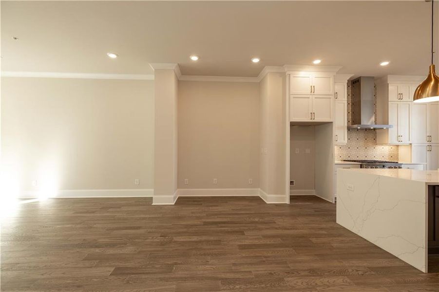Spacious, unfurnished interior of a new home in Byers Park, Alpharetta (Image 35).