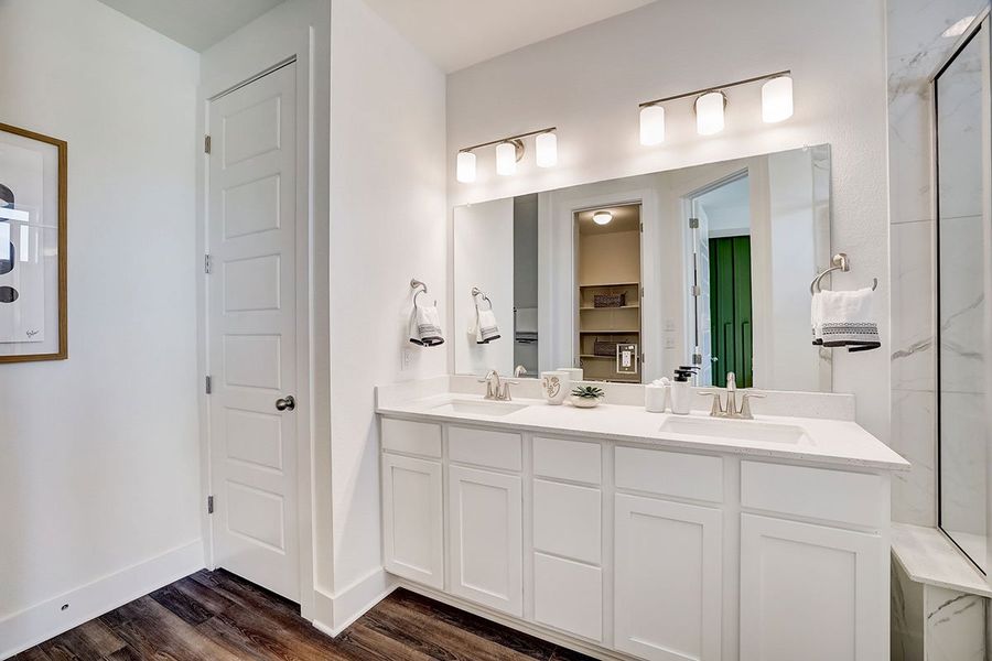 Representative furnished interior of a home built from the Comal by Pacesetter Homes in Avery Centre, Round Rock (Image 26).