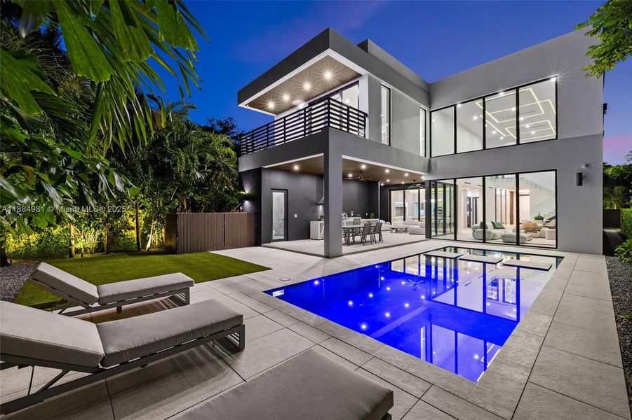 Image 56 of a home in . Image 56 of a home in .