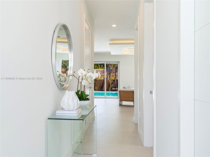 Furnished interior view inside a new home in , Fort Lauderdale (Image 5). Furnished interior view inside a new home in , Fort Lauderdale (Image 5).