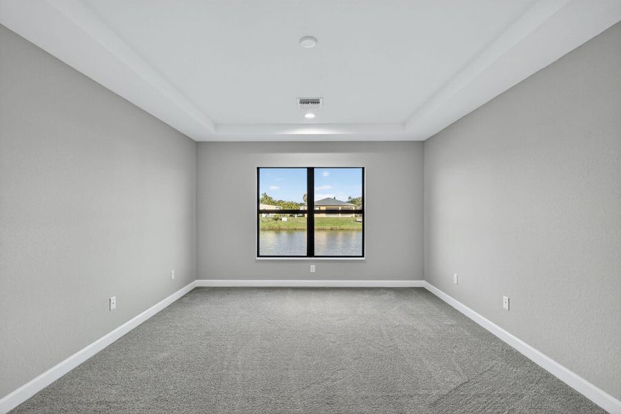 Spacious, unfurnished interior of a new home in , Fort Pierce (Image 28).