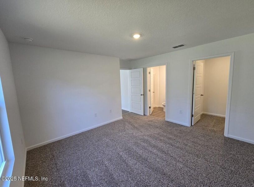 Spacious, unfurnished interior of a new home in Copes Landing, Jacksonville (Image 17). Spacious, unfurnished interior of a new home in Copes Landing, Jacksonville (Image 17).