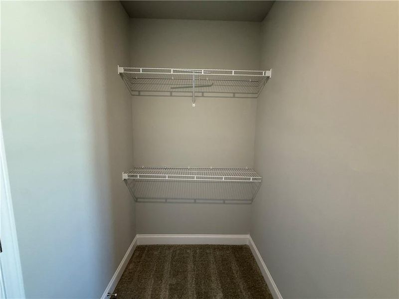 Spacious, unfurnished interior of a new home in Hidden Fields, Hoschton (Image 24).