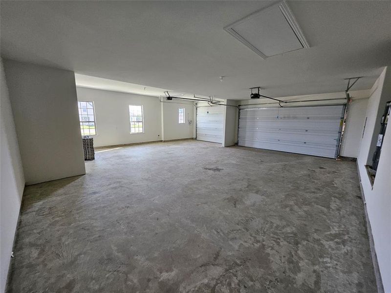 Spacious, unfurnished interior of a new home in Trails of Trenton, Trenton (Image 20).