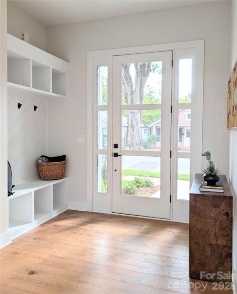 Spacious, unfurnished interior of a new home in , Charlotte (Image 23).