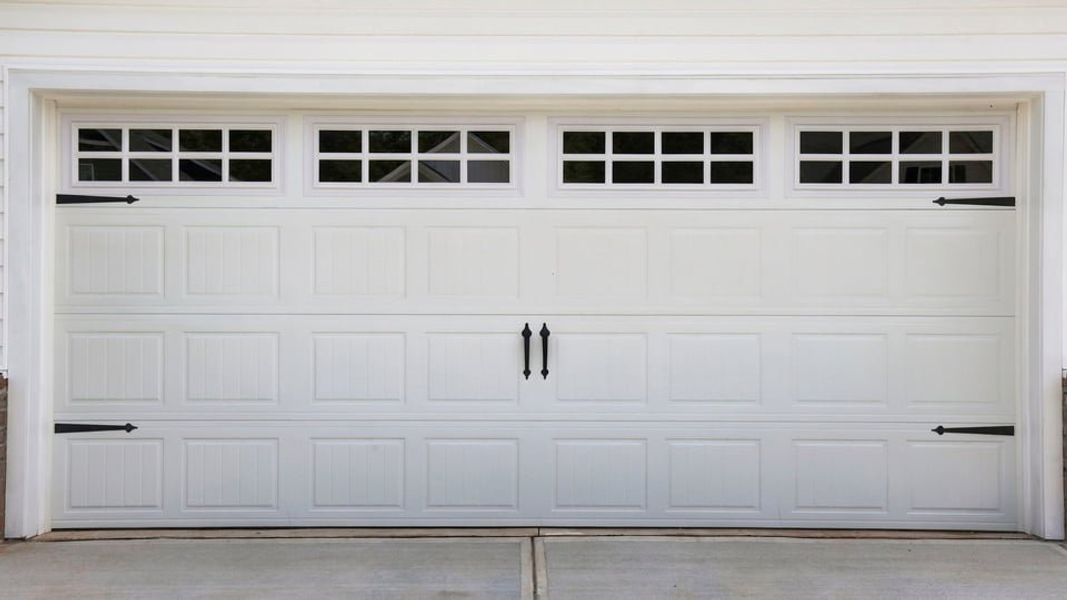 Exterior details and patio area of a home in Briargate, Fountain Inn (Image 2). Exterior details and patio area of a home in Briargate, Fountain Inn (Image 2).