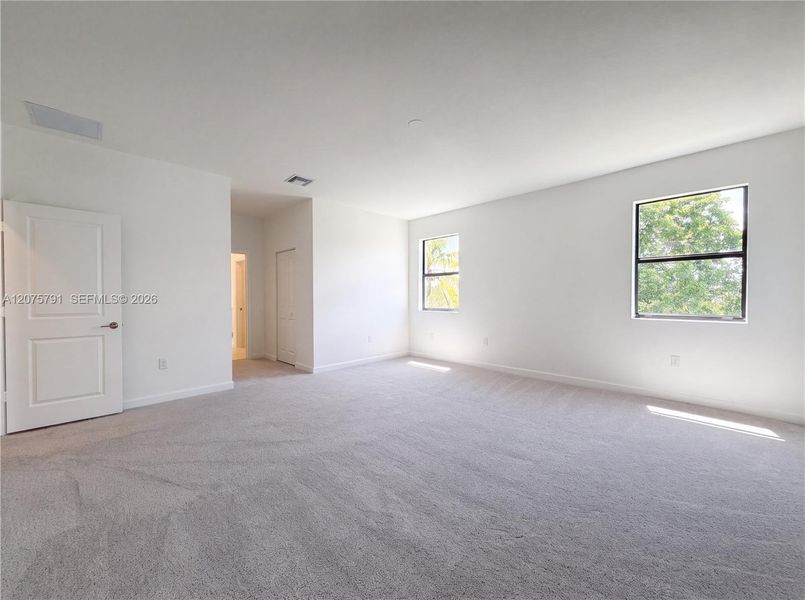 Spacious, unfurnished interior of a new home in , Goulds (Image 19).