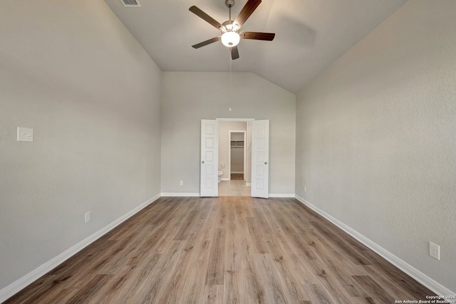 Spacious, unfurnished interior of a new home in Park Place, New Braunfels (Image 35). Spacious, unfurnished interior of a new home in Park Place, New Braunfels (Image 35).