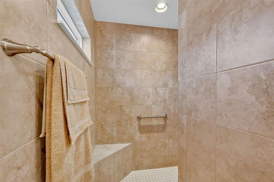 Image 36 of a home in .