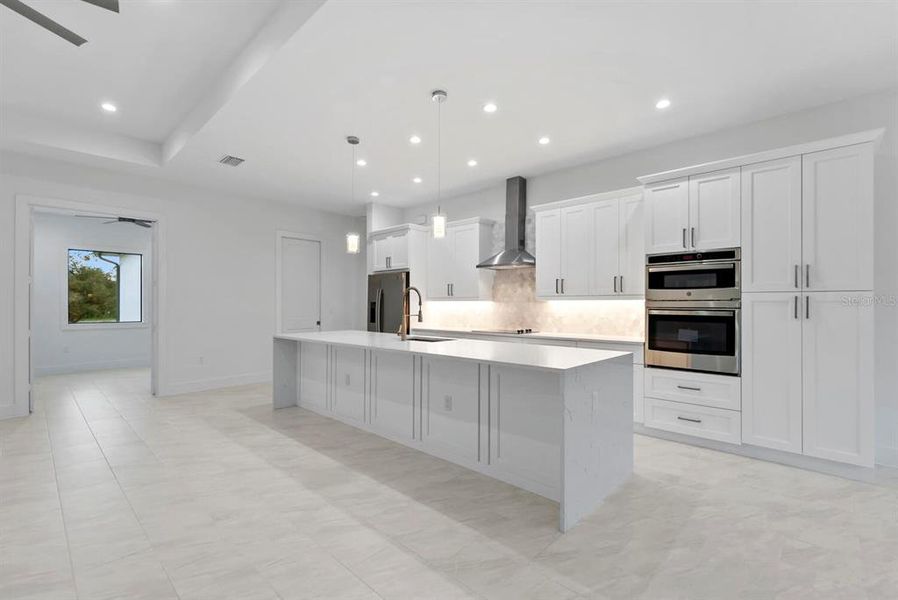 Furnished interior view inside a new home in , Naples (Image 4).