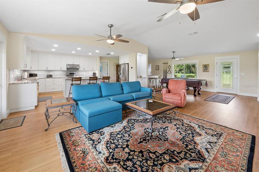 Furnished interior view inside a new home in , Chiefland (Image 9).