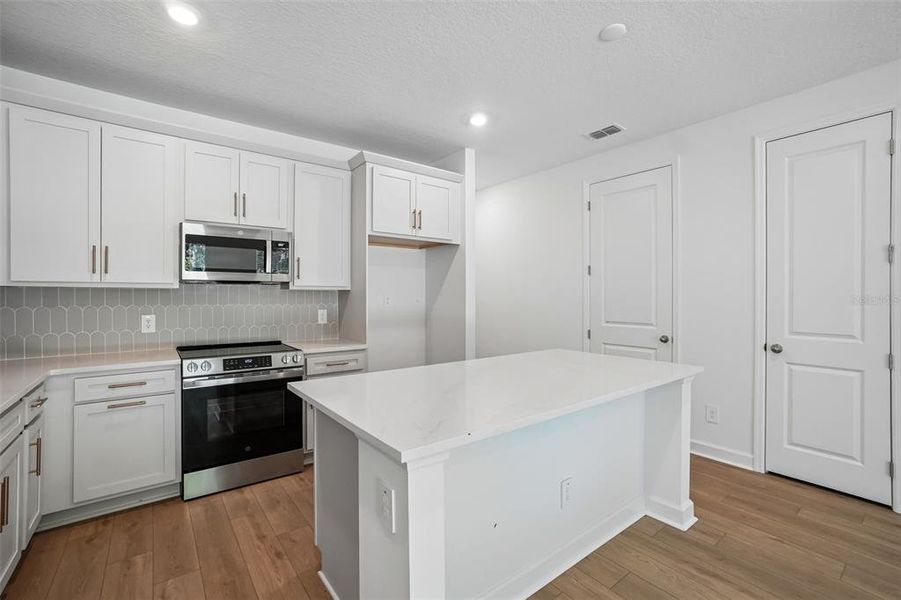 Furnished interior view inside a new home in , Tampa (Image 3).