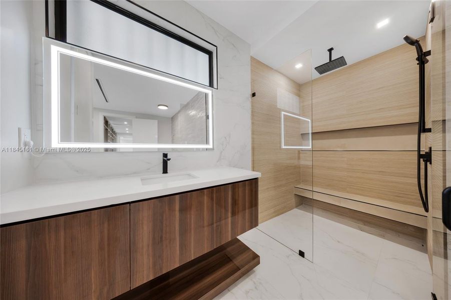 Furnished interior view inside a new home in , Fort Lauderdale (Image 19). Furnished interior view inside a new home in , Fort Lauderdale (Image 19).