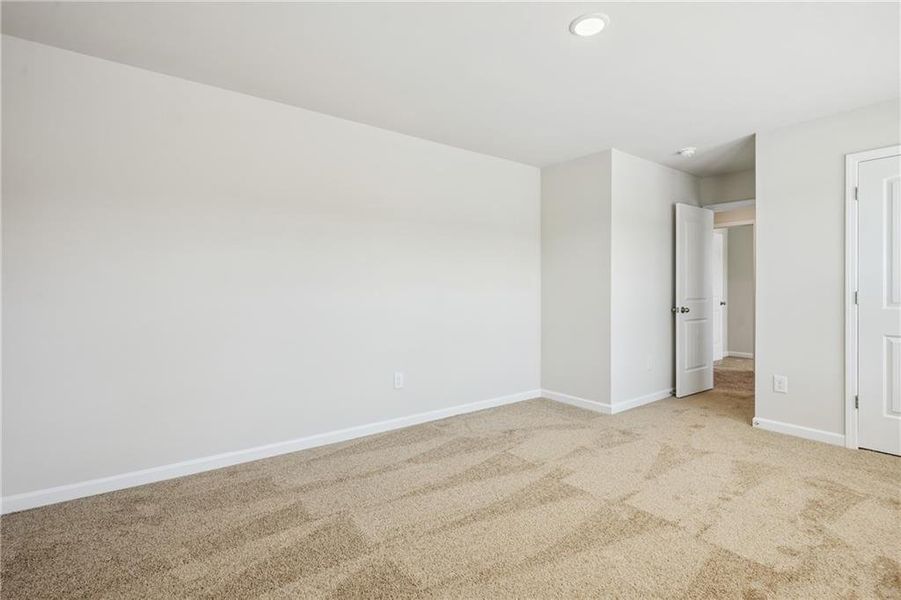 Spacious, unfurnished interior of a new home in River Walk Farm, Covington (Image 21). Spacious, unfurnished interior of a new home in River Walk Farm, Covington (Image 21).