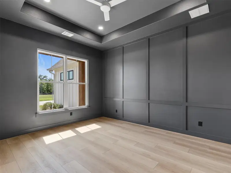 Spacious, unfurnished interior of a new home in , Smithville (Image 21).