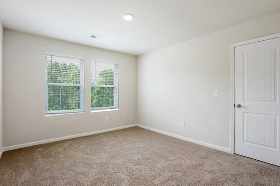 Spacious, unfurnished interior of a new home in Conner Springs, Social Circle (Image 11).