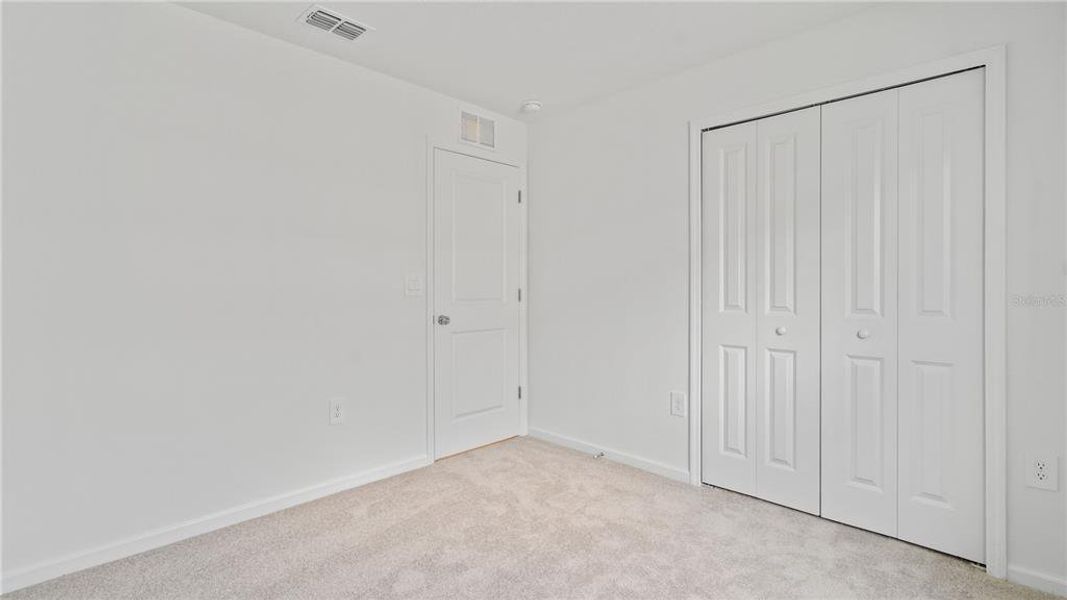 Spacious, unfurnished interior of a new home in , Eustis (Image 17).