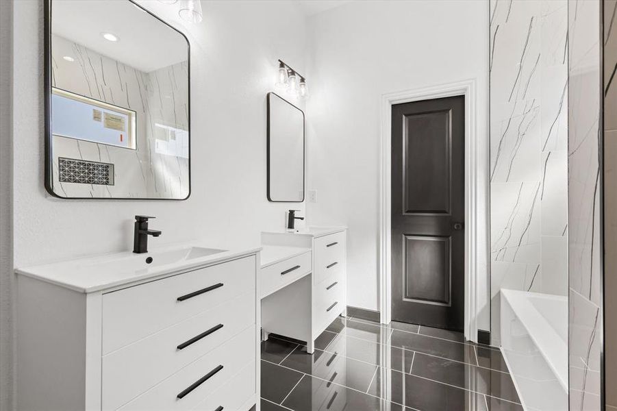 Furnished interior view inside a new home in , Dallas (Image 9). Furnished interior view inside a new home in , Dallas (Image 9).